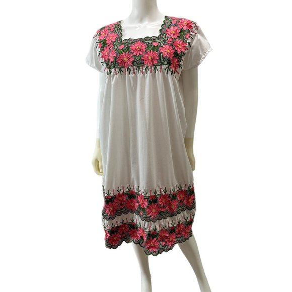 Embroidered White Women’s Size 18? Summer Dress Swimsuit Cover Floral Unbranded - Picture 1 of 6